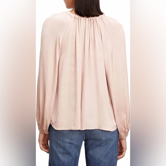 Velvet by Graham and Spencer Noria blouse, Small - Picture 2 of 9